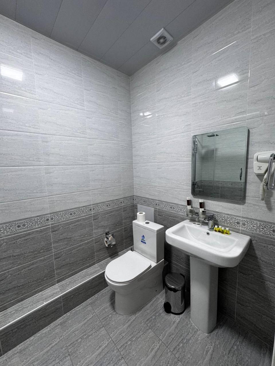 Ark Billur Halal Hotel Tashkent Exterior photo