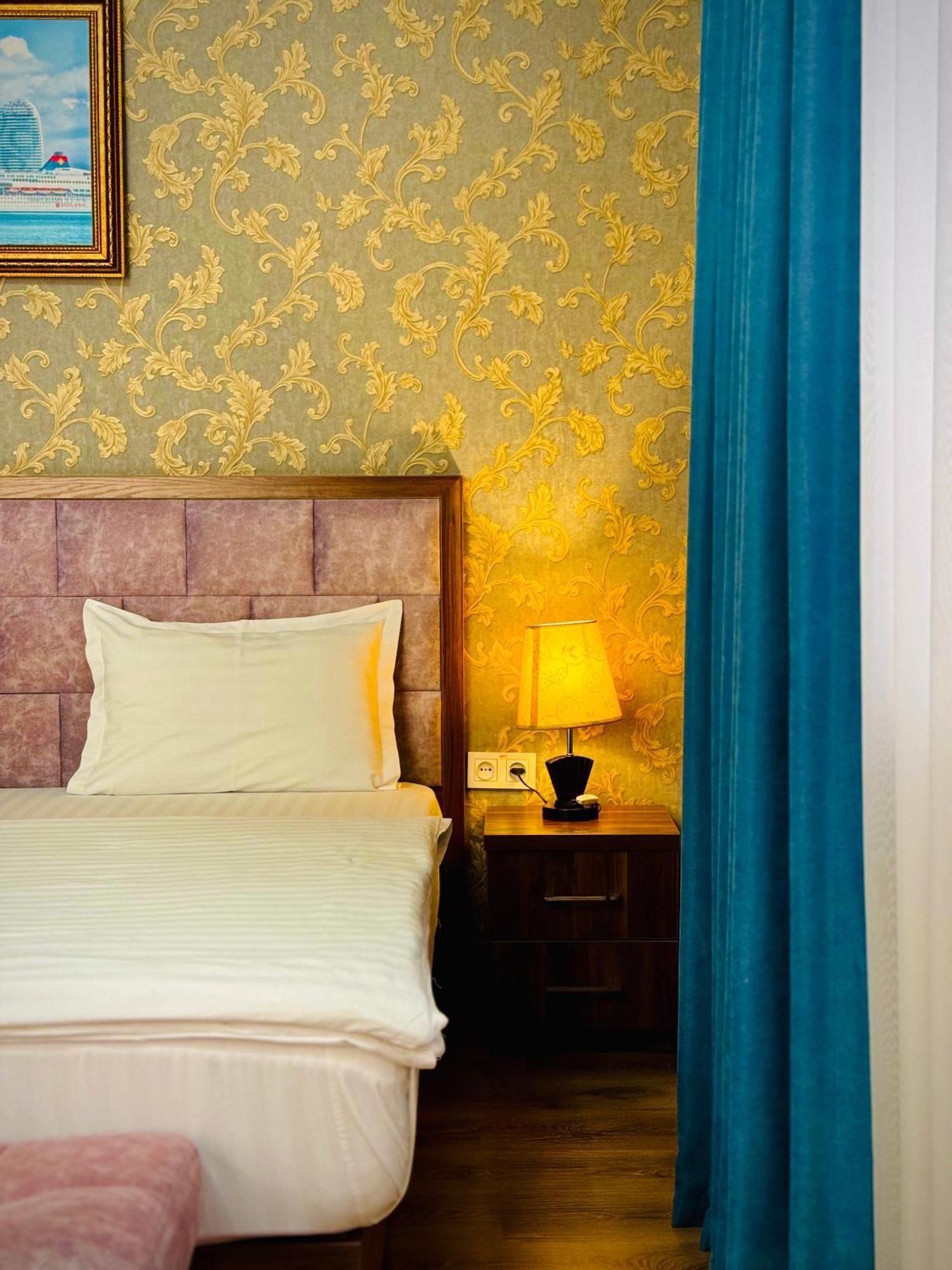 Ark Billur Halal Hotel Tashkent Exterior photo